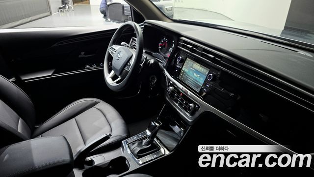 KG Mobility (SsangYong) Beautiful Korando Gasoline 1.5 2WD C5 2023 — фото 16
