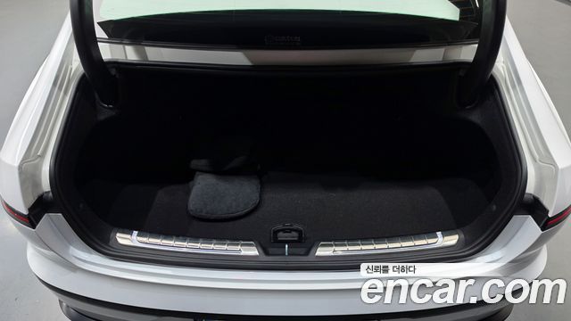Hyundai Grandeur Hybrid (GN7) Calligraphy 2025 — фото 18
