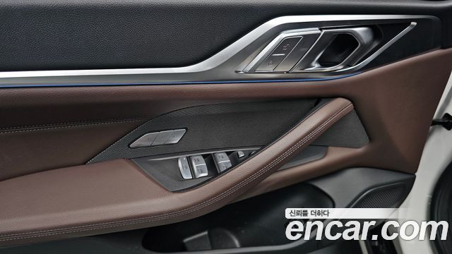 BMW i4 eDrive40 M Sports Pro 2023 — фото 18