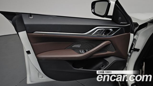 BMW i4 eDrive40 M Sports Pro 2023 — фото 24