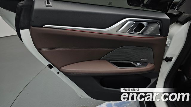 BMW i4 eDrive40 M Sports Pro 2023 — фото 25