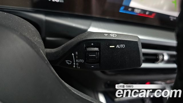 BMW i4 eDrive40 M Sports Pro 2023 — фото 32