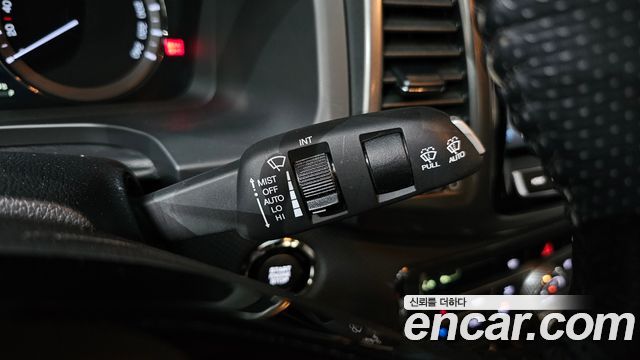 KG Mobility (SsangYong) Rexton Sports Khan Diesel 2.2 4WD Noblesse 2021 — фото 17