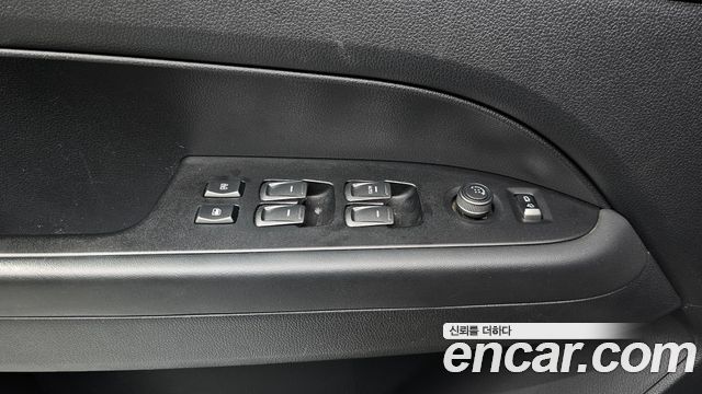 KG Mobility (SsangYong) Rexton Sports Khan Diesel 2.2 4WD Noblesse 2021 — фото 18