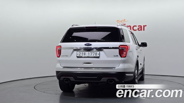 Ford Explorer 2.3 Limited 4WD 5th 2018 — фото 4