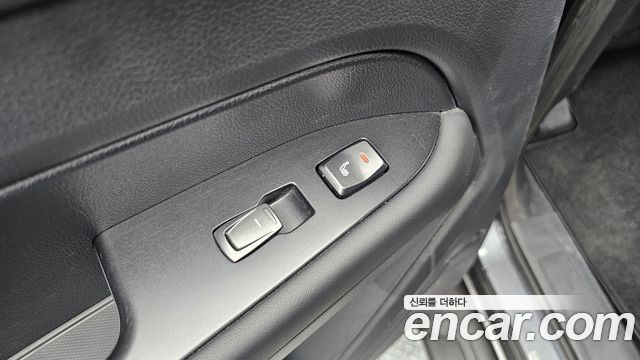 KG Mobility (SsangYong) Rexton Sports Khan Diesel 2.2 4WD Noblesse (5-Link) 2021 — фото 16