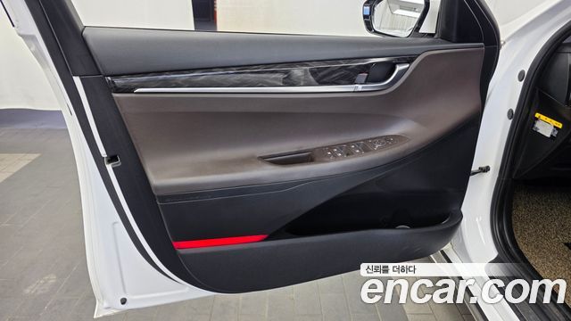 Hyundai Grandeur (IG) 3.0 Premium 2019 — фото 24