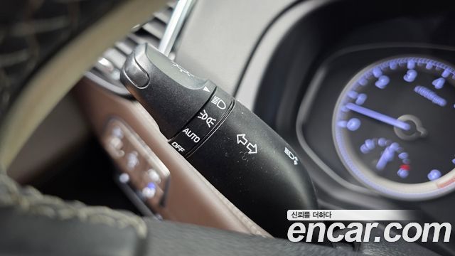 Hyundai Grandeur (IG) 3.0 Premium 2019 — фото 30