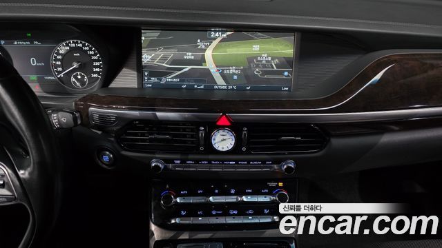 Genesis EQ900 3.3 T-GDI AWD Luxury 2018 — фото 18