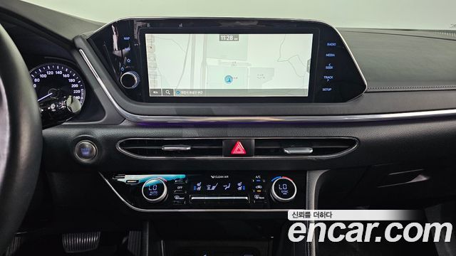 Hyundai Sonata (DN8) 2.0 Premium Plus 2022 — фото 16