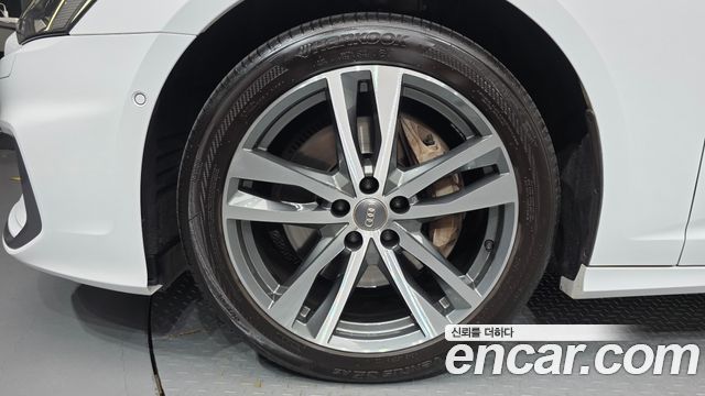 Audi A6 (C8) 45 TDI Quattro Premium 2021 — фото 5