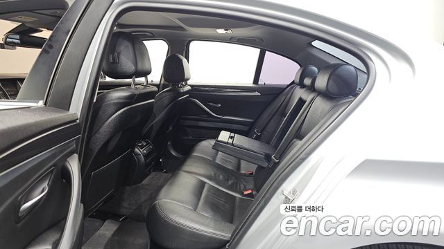 BMW 5 Series (F10) 520d xDrive 2015 — фото 11