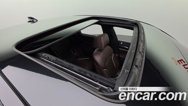 BMW 7 Series (G11) 730d xDrive Design Pure Excellence 2022 — фото 12