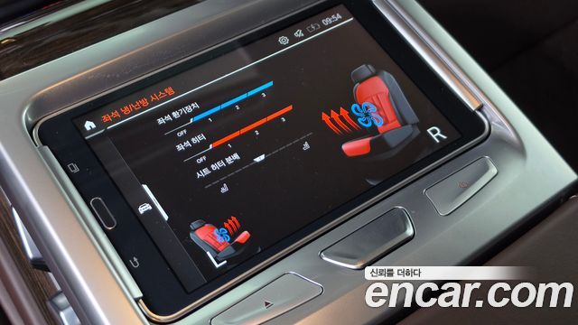 BMW 7 Series (G11) 730d xDrive Design Pure Excellence 2022 — фото 18