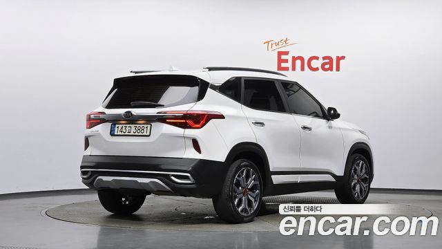 Kia Seltos Diesel 1.6 2WD Signature 2021 — фото 2