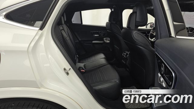 Mercedes-Benz GLC-Class (X254) GLC300 4MATIC Coupe 2024 — фото 12