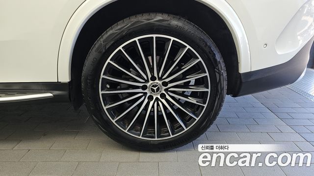Mercedes-Benz GLC-Class (X254) GLC300 4MATIC Coupe 2024 — фото 21