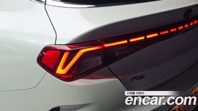 Kia K5 Hybrid (III) Noblesse 2021 — фото 23