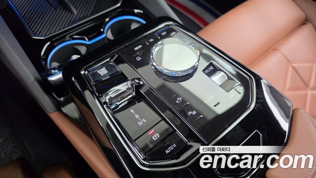 BMW 5 Series (G60) 530e M Sport Pro 2024 — фото 9