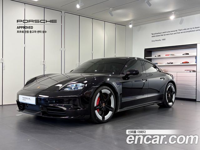Porsche Taycan GTS