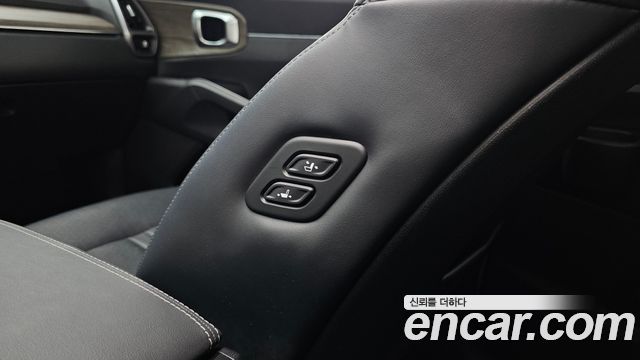 Kia Sorento (IV) Gasoline 2.5T 2WD Prestige 2022 — фото 20