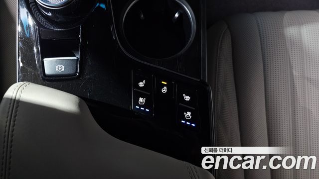 Kia K8 Hybrid Signature 2023 — фото 32