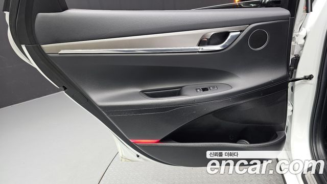 Hyundai Grandeur (IG) 2.5 Premium 2022 — фото 25