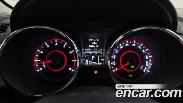 KG Mobility (SsangYong) Tivoli LX 2WD DLX 2015 — фото 8
