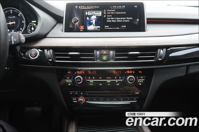BMW X5 (F15) xDrive 30d 2016 — фото 16
