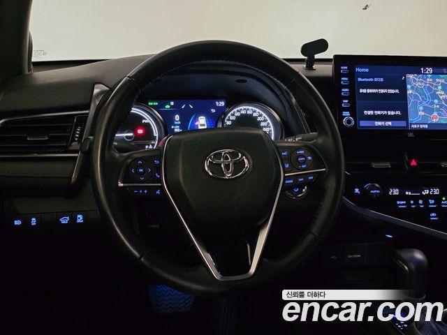 Toyota Camry (XV70) 2.5 XLE Hybrid 2023 — фото 16