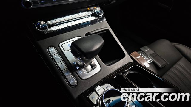Genesis G90 3.8 AWD Luxury 2021 — фото 9