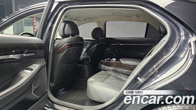 Genesis G90 3.8 AWD Luxury 2021 — фото 26