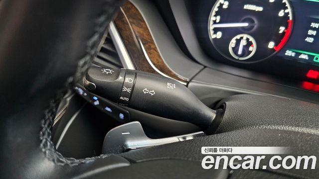 Genesis G90 3.8 AWD Luxury 2021 — фото 29