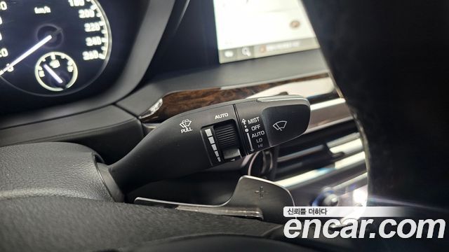 Genesis G90 3.8 AWD Luxury 2021 — фото 30