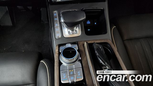 Genesis G90 3.8 AWD Luxury 2019 — фото 9