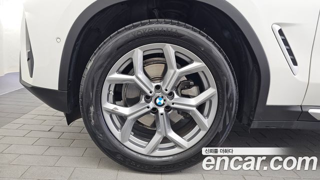 BMW X4 (G02) xDrive20i xLine 2024 — фото 5