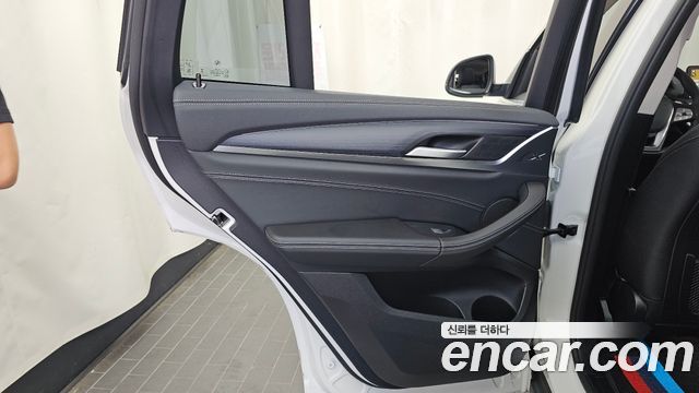 BMW X4 (G02) xDrive20i xLine 2024 — фото 25