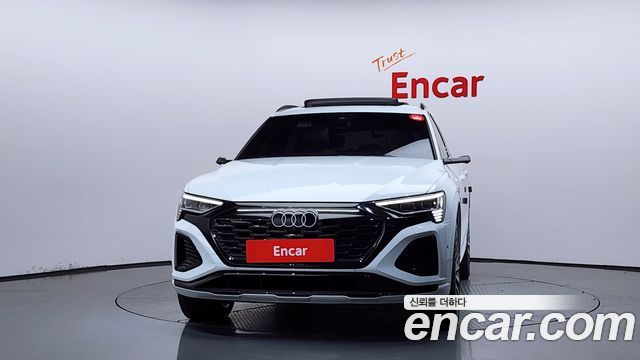 Audi Q8 e-tron (GE) 55 Quattro Premium 2024 — фото 3