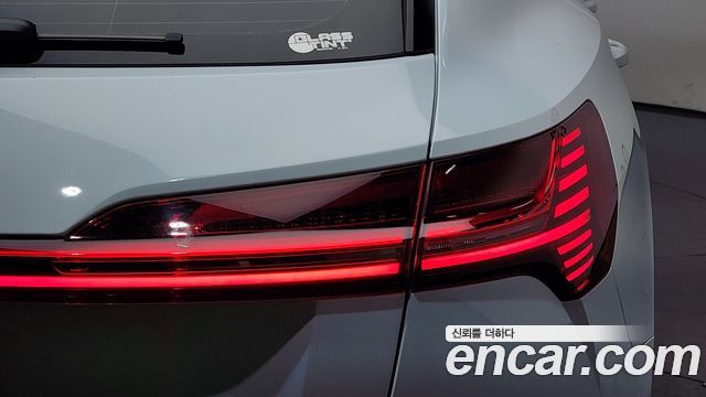 Audi Q8 e-tron (GE) 55 Quattro Premium 2024 — фото 23