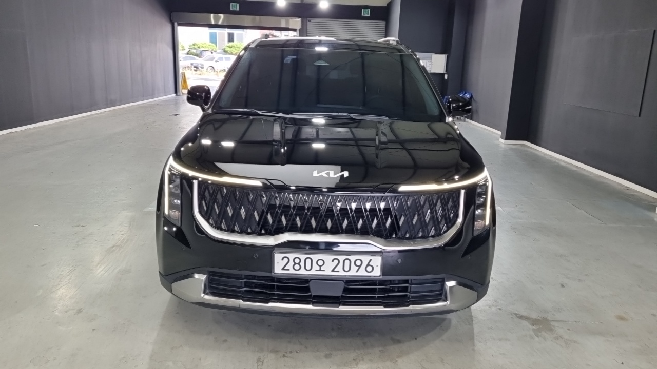 Kia Carnival (IV) Gasoline 9-Seater Noblesse 2025 — фото 3