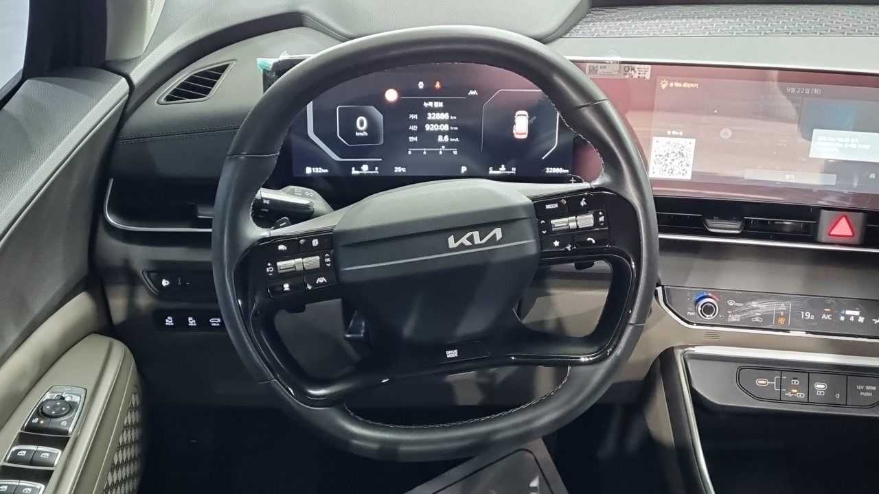 Kia Carnival (IV) Gasoline 9-Seater Noblesse 2025 — фото 16