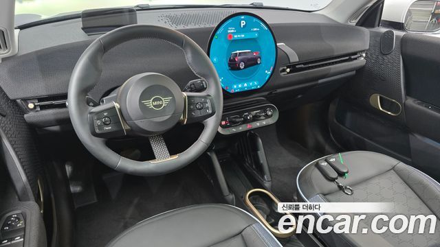 MINI Cooper Electric (IV) SE Classic 2024 — фото 7