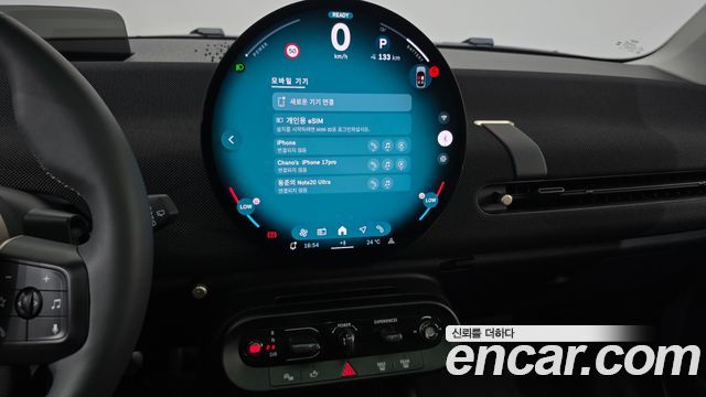 MINI Cooper Electric (IV) SE Classic 2024 — фото 16