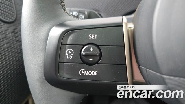 MINI Cooper Electric (IV) SE Classic 2024 — фото 19