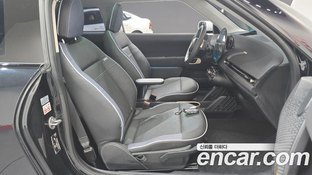 MINI Cooper Electric (IV) SE Classic 2024 — фото 26