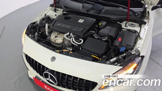 Mercedes-Benz A-Class (W176) A45 AMG 4MATIC 2018 — фото 6