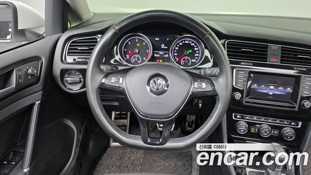 Volkswagen Golf (VII) 2.0 TDI 2015 — фото 13
