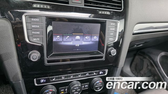 Volkswagen Golf (VII) 2.0 TDI 2015 — фото 15