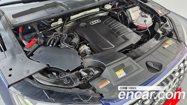 Audi Q5 (FY) 40 TDI Quattro Sportback Premium 2022 — фото 6