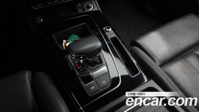 Audi Q5 (FY) 40 TDI Quattro Sportback Premium 2022 — фото 9